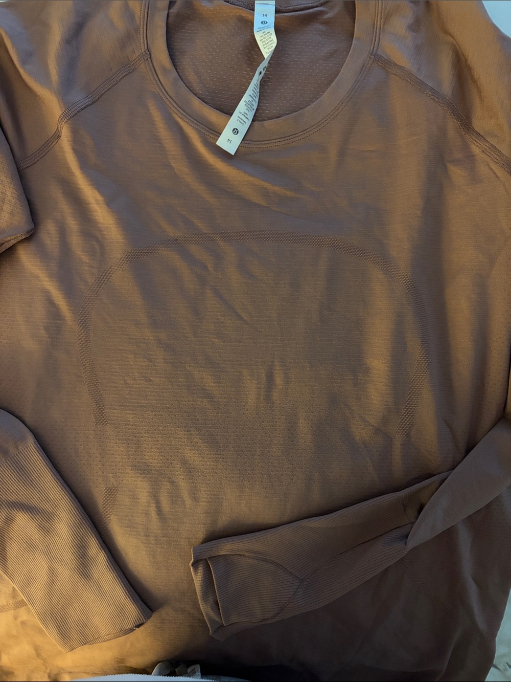 Womens Long-Sleeve Performance Shirt - Brown